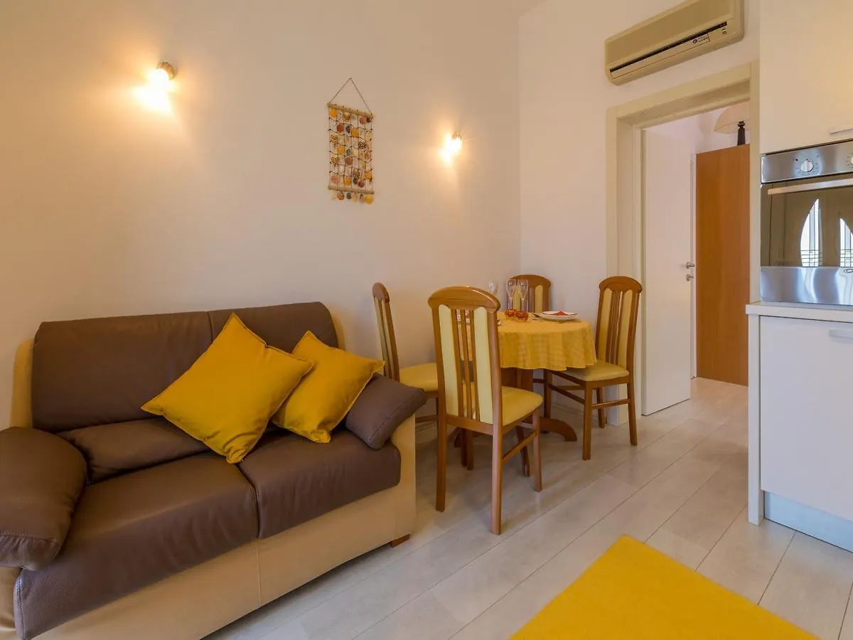Apartments Franco Selce